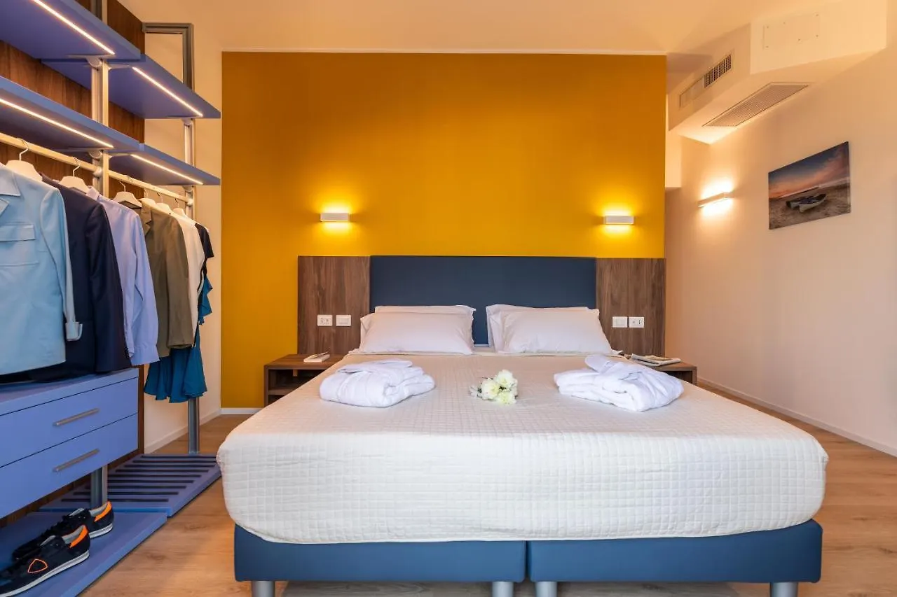 Hotel Mondial Lido di Jesolo