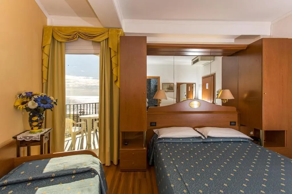 ***  Hotel Mondial Lido di Jesolo Italy