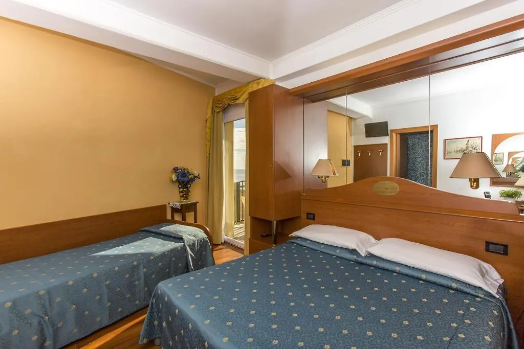 Hotel Mondial Lido di Jesolo