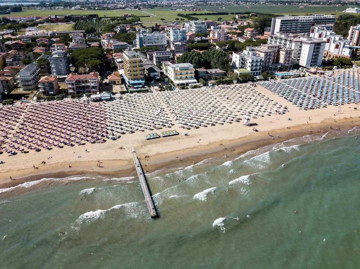 ***  Hotel Mondial Lido di Jesolo Italy