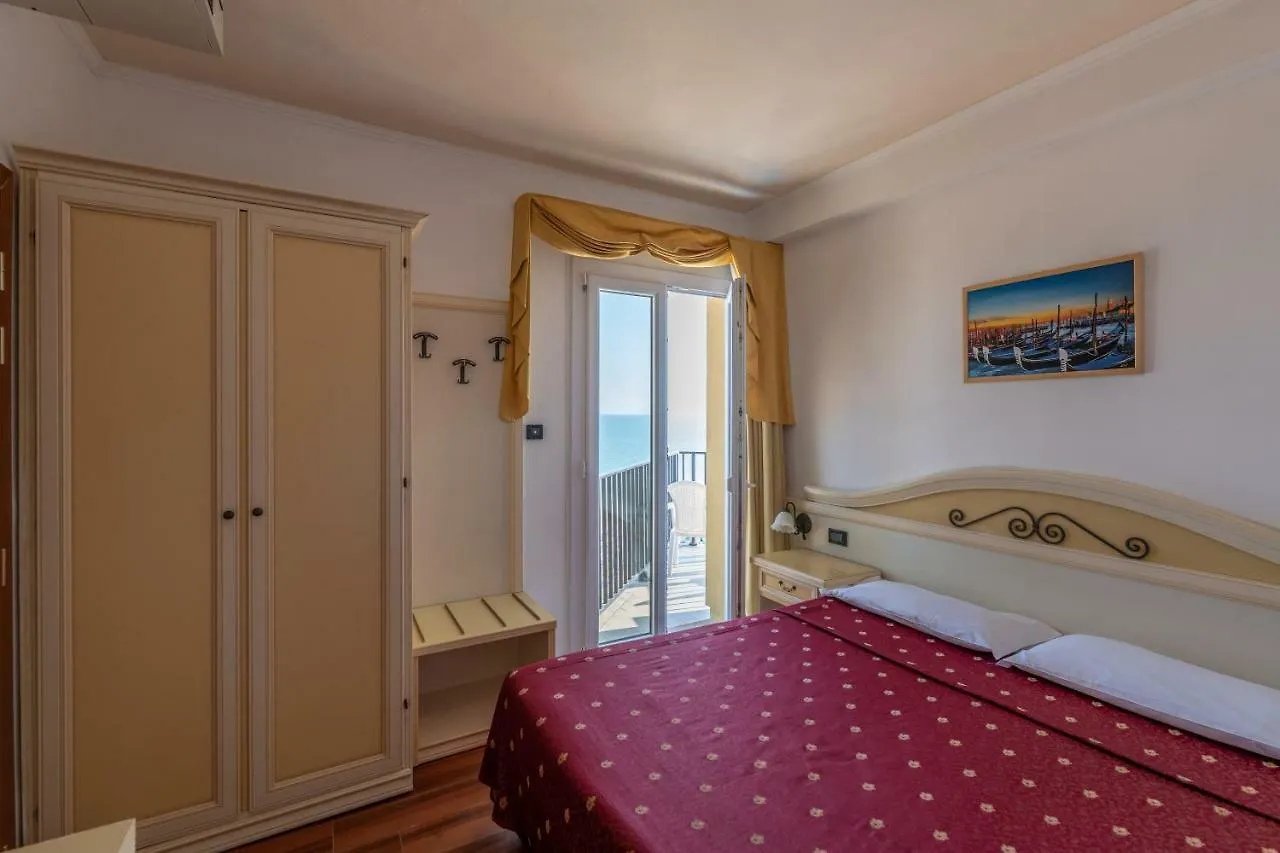***  Hotel Mondial Lido di Jesolo Italy