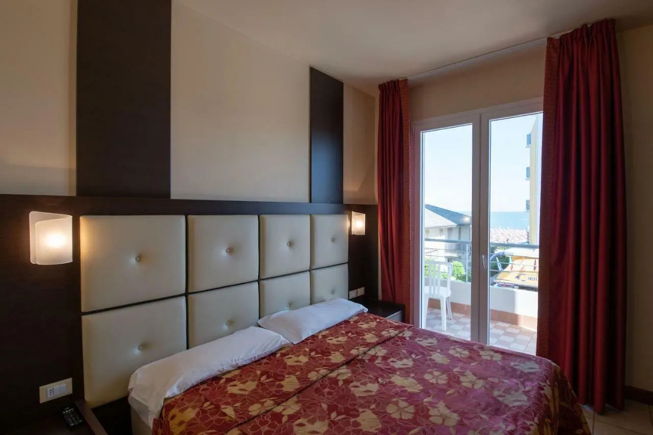 Hotel Mondial Lido di Jesolo