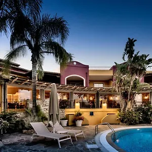 https://cruccuris-resort.in-sardinia.net