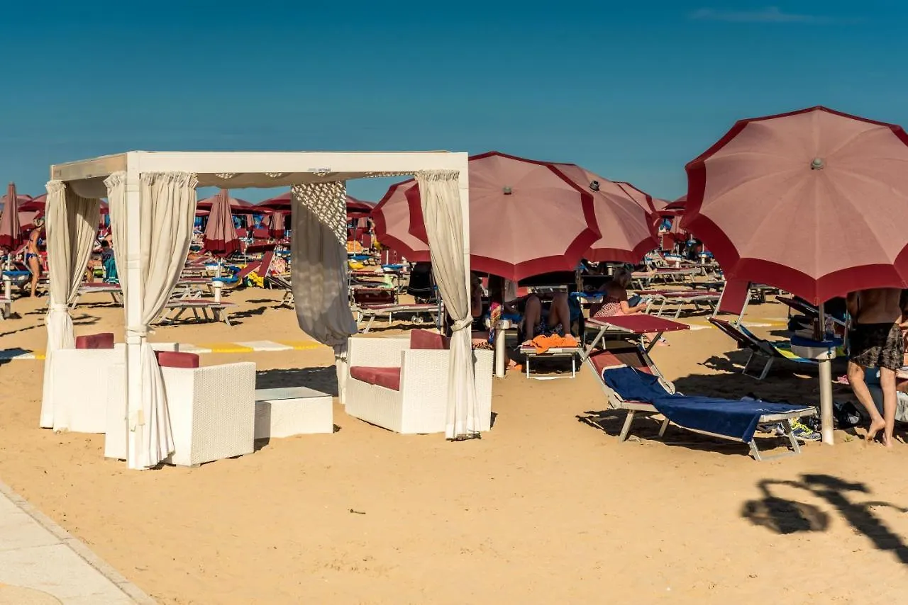 Hotel Mondial Lido di Jesolo